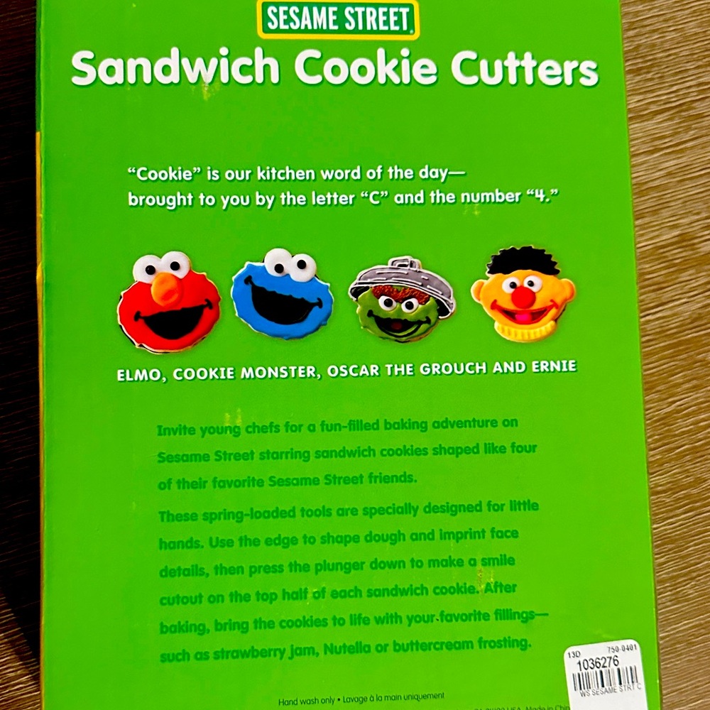 Williams Sonoma Sesame Street Cookie Cutters, Cupcake Kit & Stencil Set - Picture 3 of 8